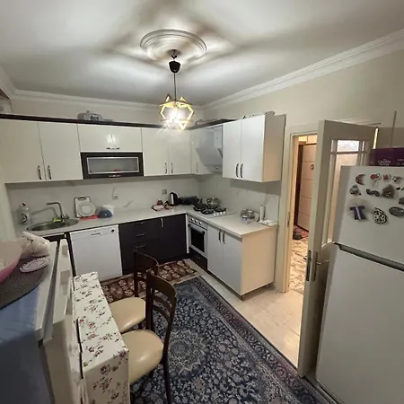 아파트 Esra Apartmet 안탈리아