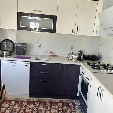 Esra Apartmet *
